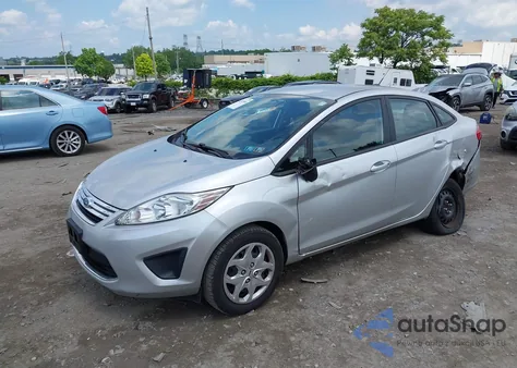 2012 Ford Fiesta Se z USA, uszkodzony, nr VIN 3FADP4BJ5CM104646